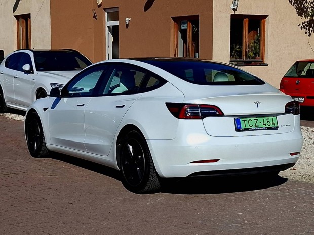 Tesla Model 3 Long Range AWD (Automata) Magyaro...