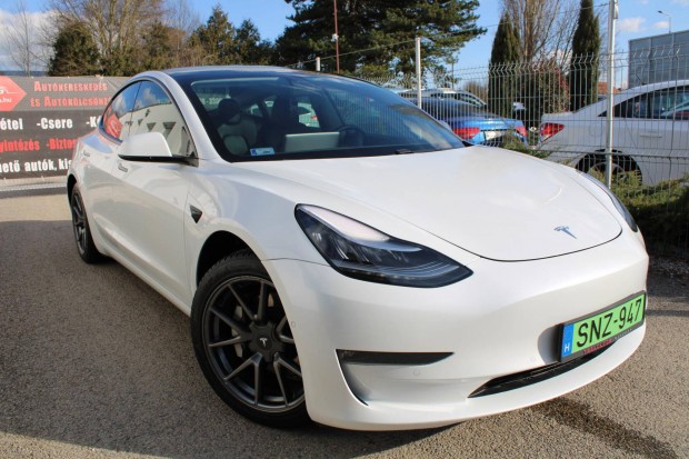 Tesla Model 3 Long Range AWD (Automata) /Magyar...