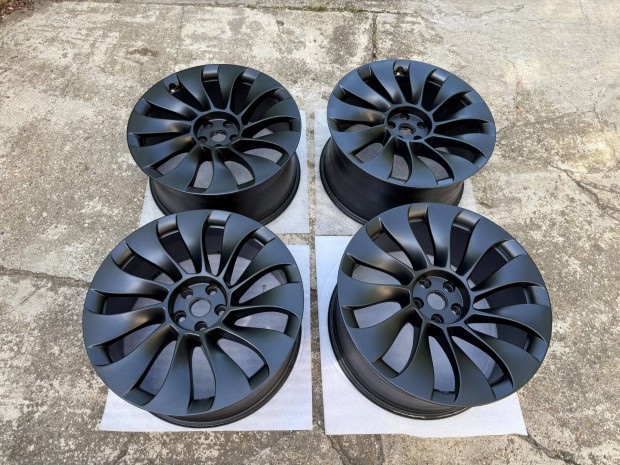 Tesla Model 3 Performance berturbine 4db felni 1044267-00-A gyri