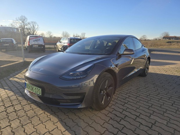 Tesla Model 3 RWD Premium (Automata) Gynyr....