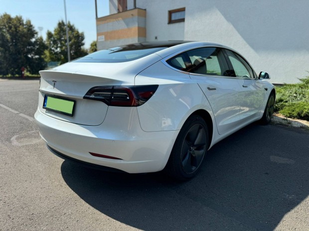 Tesla Model 3 SR+ 325 LE, 116e km magánszemélytől eladó