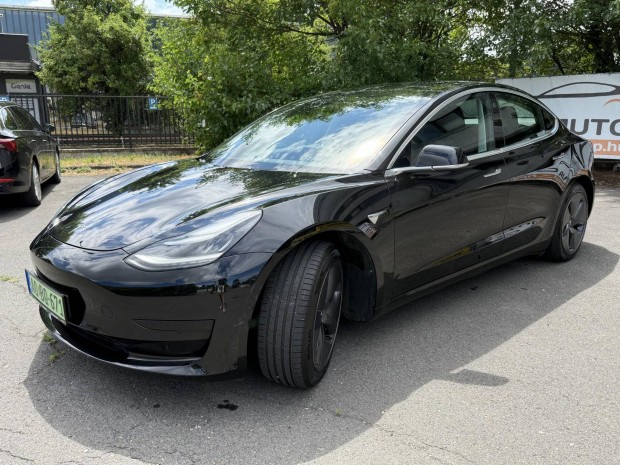 Tesla Model 3 Standard Range Plus Aut
