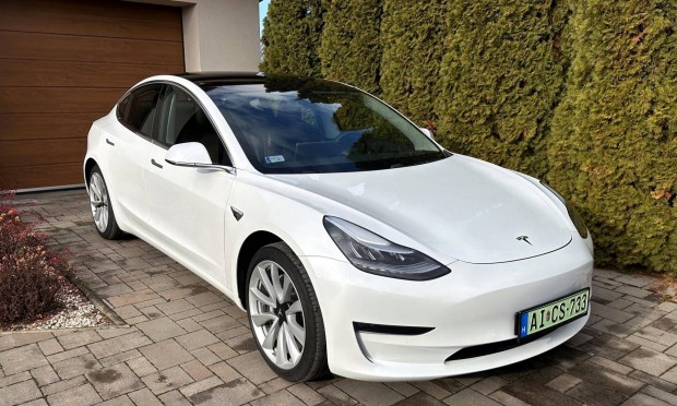 Tesla Model 3 Standard Range Plus Aut Gyngyhz...