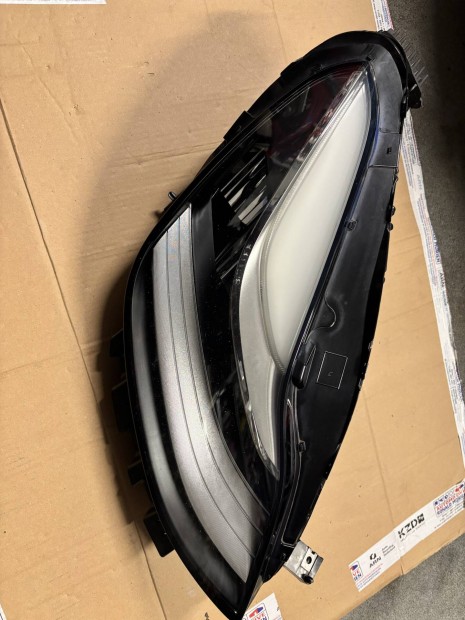 Tesla Model 3 Y els fnyszr lmpa jobb bal