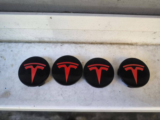 Tesla Model 3 felnikupak