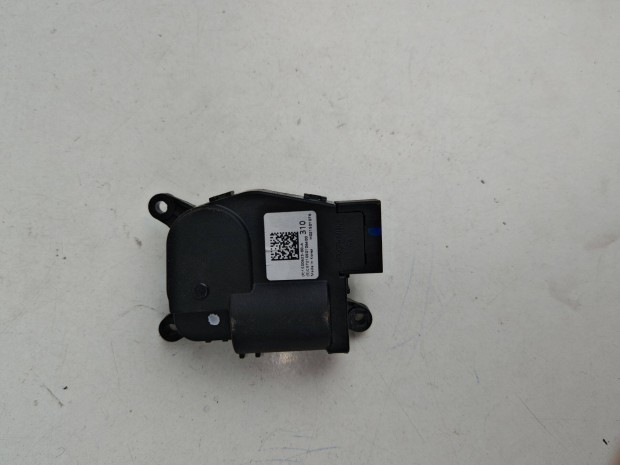 Tesla Model 3 fűtés szelep (használt) 1500623-00-A