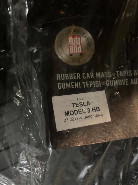 Tesla Model 3 gumisznyeg vastag minsgi