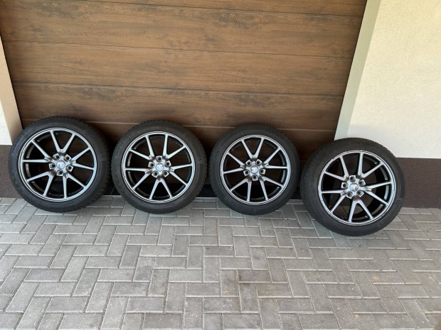 Tesla Model 3 gyári Aero komplett kerékszett