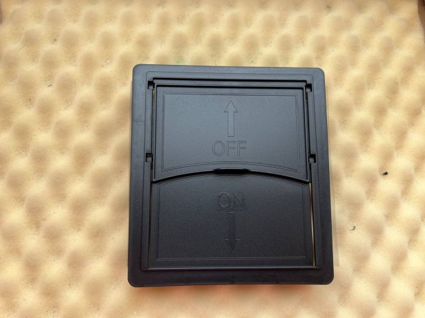 Tesla Model 3 rejtett t�rol� doboz, Tesla Model Y rejtett t�rol� doboz