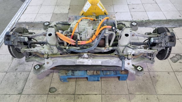 Tesla Model S 85D Hátsó motor futómű Alkatrész