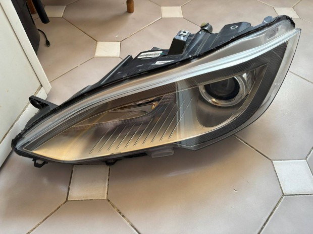 Tesla Model S Bal első lámpa 6005910-00-C