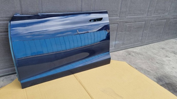 Tesla Model S Bal eslő ajtó
