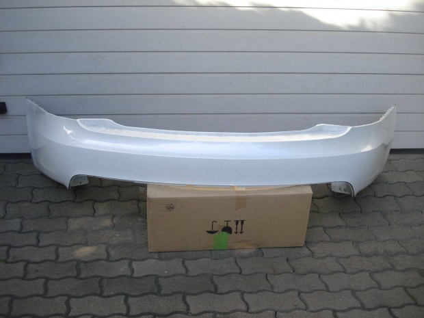 Tesla Model S Plaid hátsó lökhárító 1565571-00 2021-től nem javított