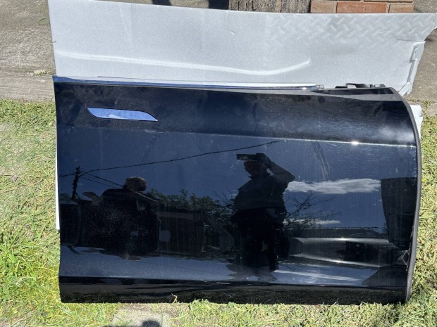 Tesla Model S ajtó, jobb első ajtó, komplett ajtó