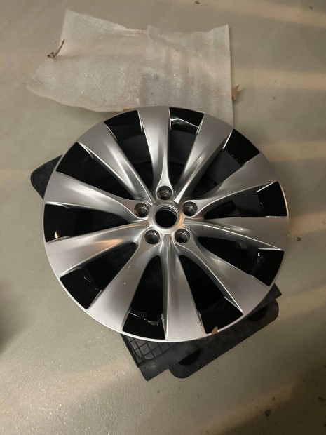 Tesla Model X R20 alufelni vadiúj