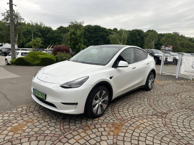 Tesla Model Y Long Range AWD (Automata) Magyaro...