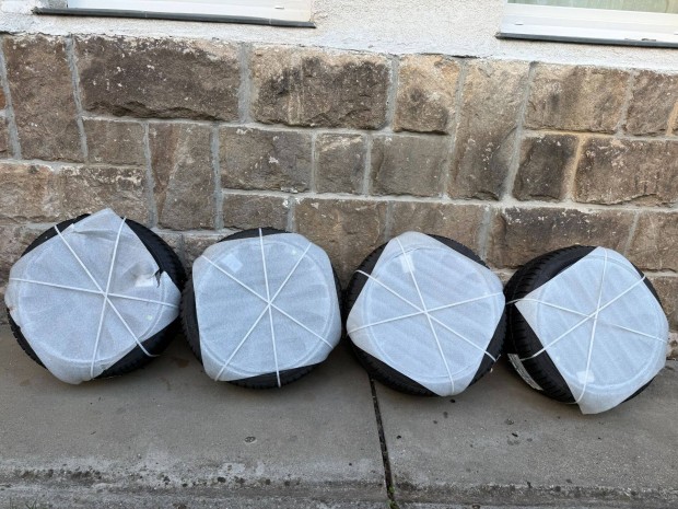 Tesla Model Y Performance 21" berturbine Tli garnitra elad j