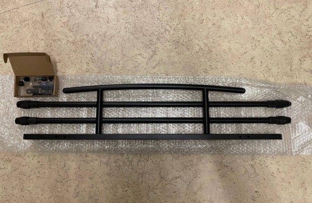 Tesla Model Y kutyarcs