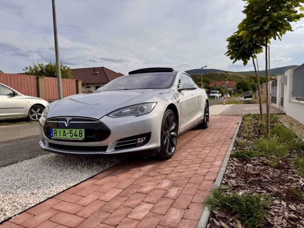 Tesla S85 SC01 