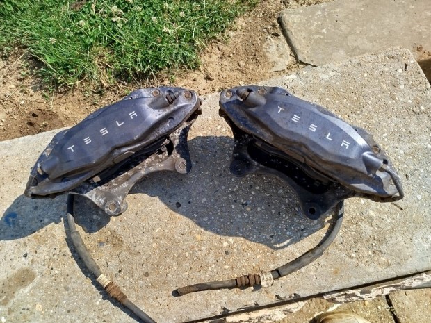 Tesla f�knyergek
