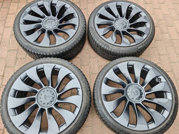 Tesla gy�ri 21col alufelni 