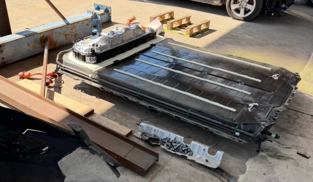 Tesla model 3 / Y long range nagy akku 2022