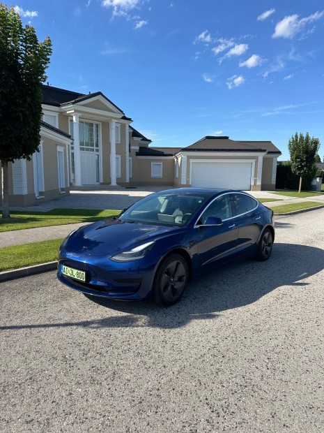 Tesla model 3 standard range Plus