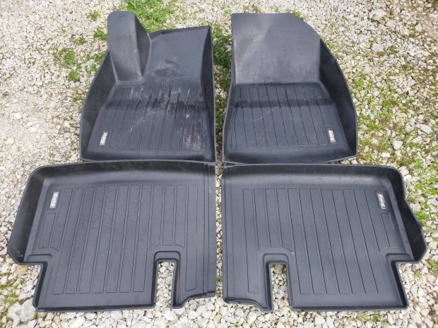 Tesla sznyeg komplett