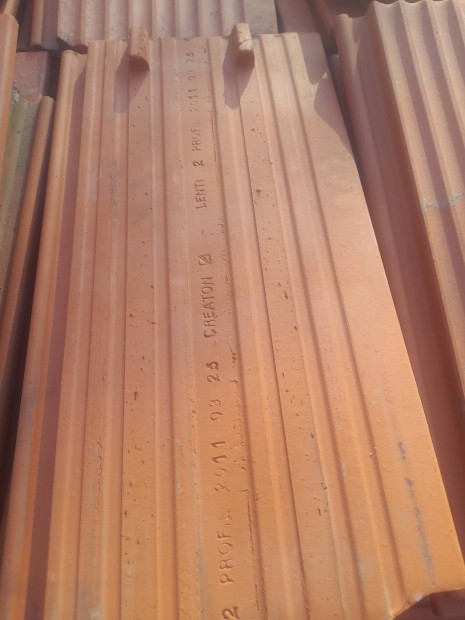 Tet�cser�p creaton hortob�gy 300db ujszer� elado.Sz�llit�s megoldhato.