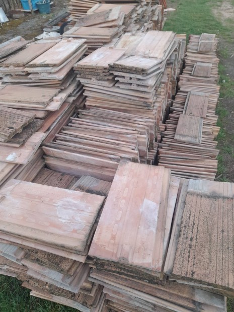 Tet�cser�p tatai 2000db elado.Sz�llit�s megoldhato.