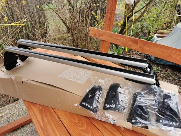 Tet�csomagtart� elad� Renault Captur 1-re. Gy�ri �j