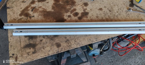 Tet�csomagtart� profil 