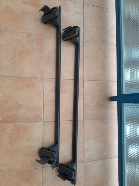 Tet�csomagtart� thule z�rhat�