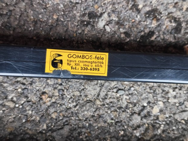 Tet�csomagtart� univerz�lis 