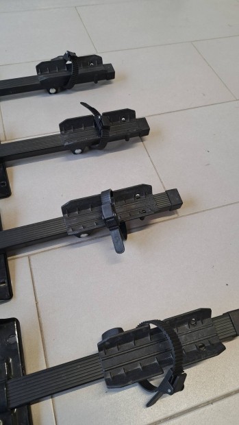 Tet�csomagtart�ra szerelhet� bicikli/ker�kp�r tart�