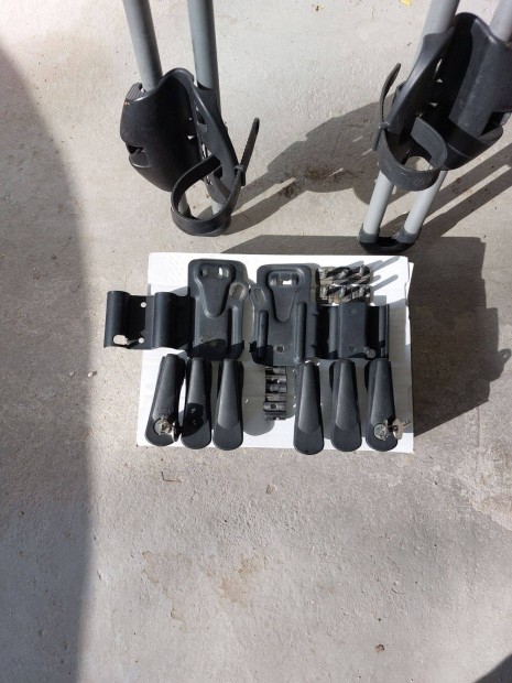 Tet�csomagtart�ra szerelhet� ker�kp�rtart� 2db Free Ride 532