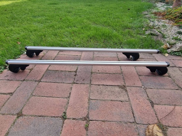 Tetőkorlátos autóra tetőcsomagtartó VW T-Roc