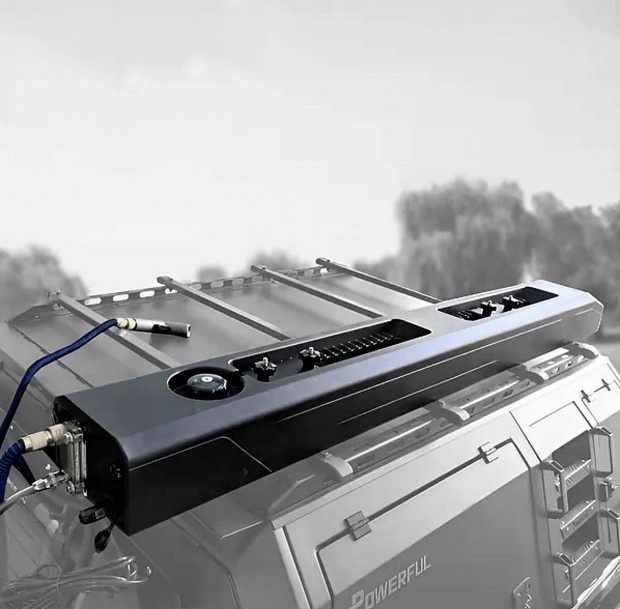 Tet�re szerelhet� 30L-es v�ztart�ly + zuhany szett