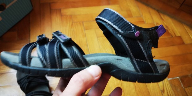 Teva Tirra női túraszandál - 39