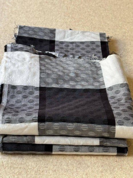 Textil méteráru (szövet) szürke kockás csomag