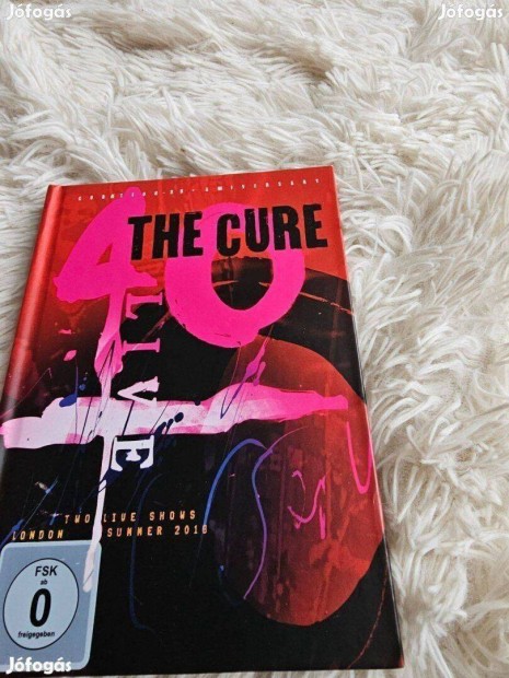 The Cure knyv 2 db dvd vel teljesen j kls tok hinyzik Ha szeretn