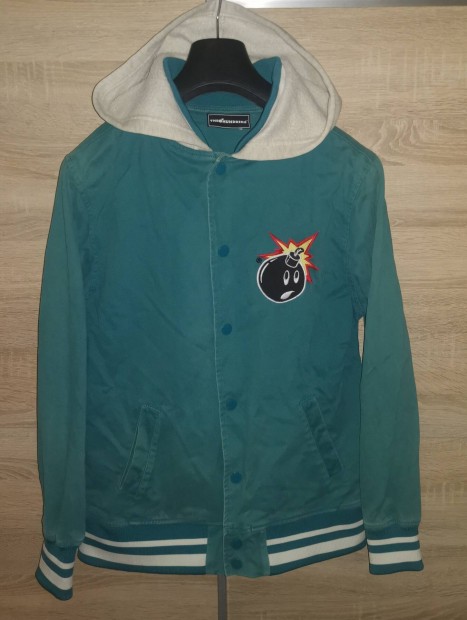 The Hundreds bomber! 