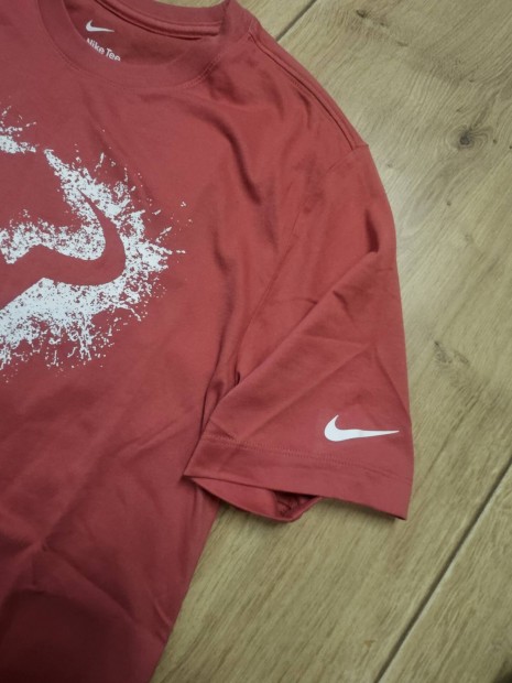 The Nike Tee Dri-Fit Rafa Court férfi póló M