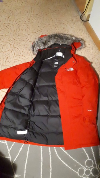 The North Face s-es dzseki kabt szp piros szn