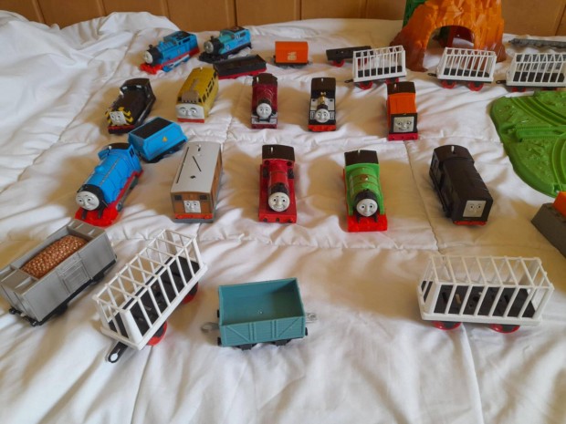 Thomas a gzmozdony, Thomas s bartai, Trackmaster motorizlt szett