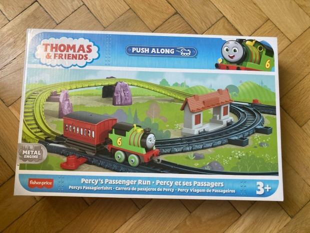 Thomas s bartai Percy utasszllt plyaszett