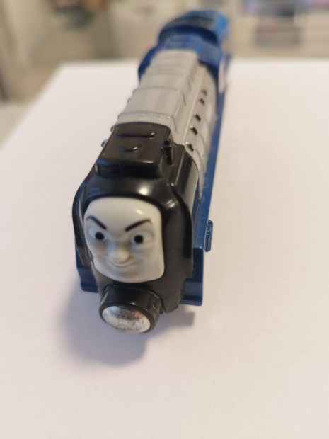 Thomas take along Vinnie