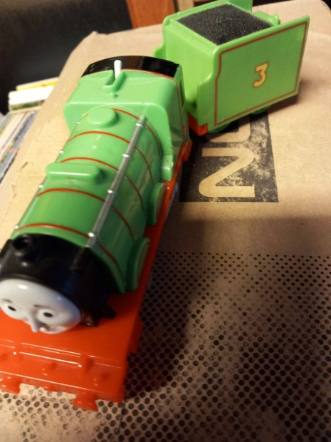 Thomas trackmaster motorizlt Henry s Percy mozdony