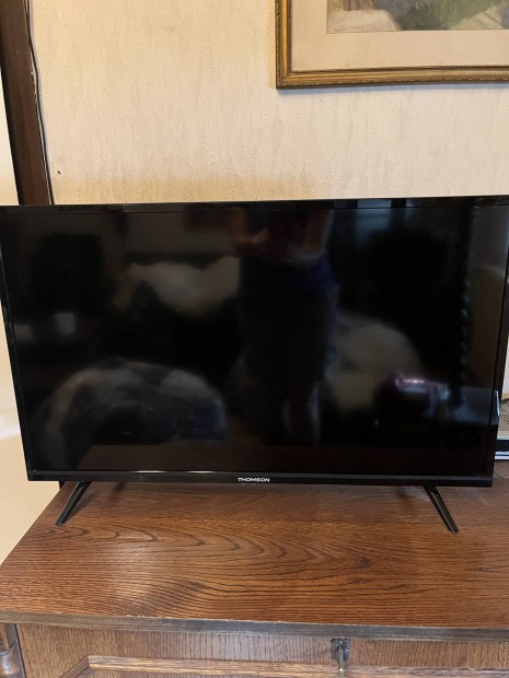 Thomson Tv 73x 43 cm nem okos