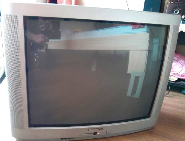 Thomson stereo 70 cm-es tv gyri irnytval elad kitn llapott